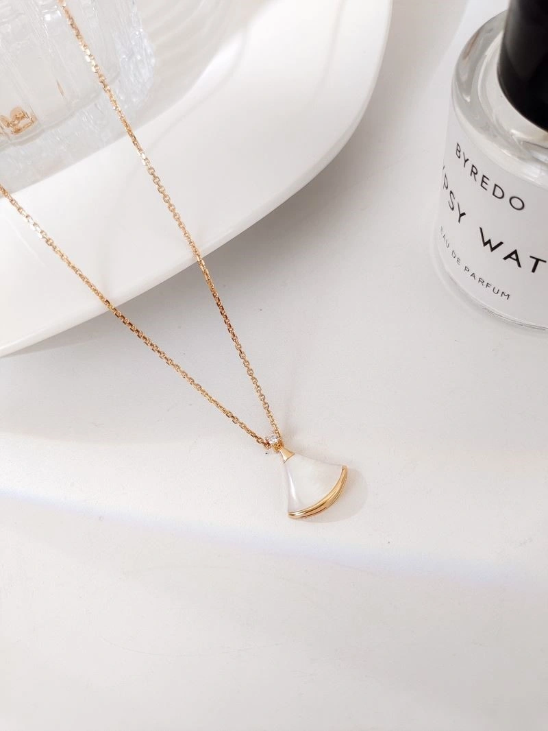 Bvlgari Necklaces Packable 216161