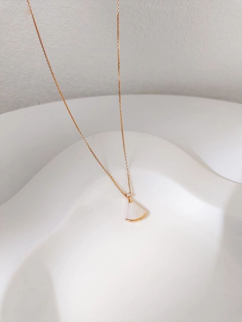 Bvlgari Necklaces Packable 216161