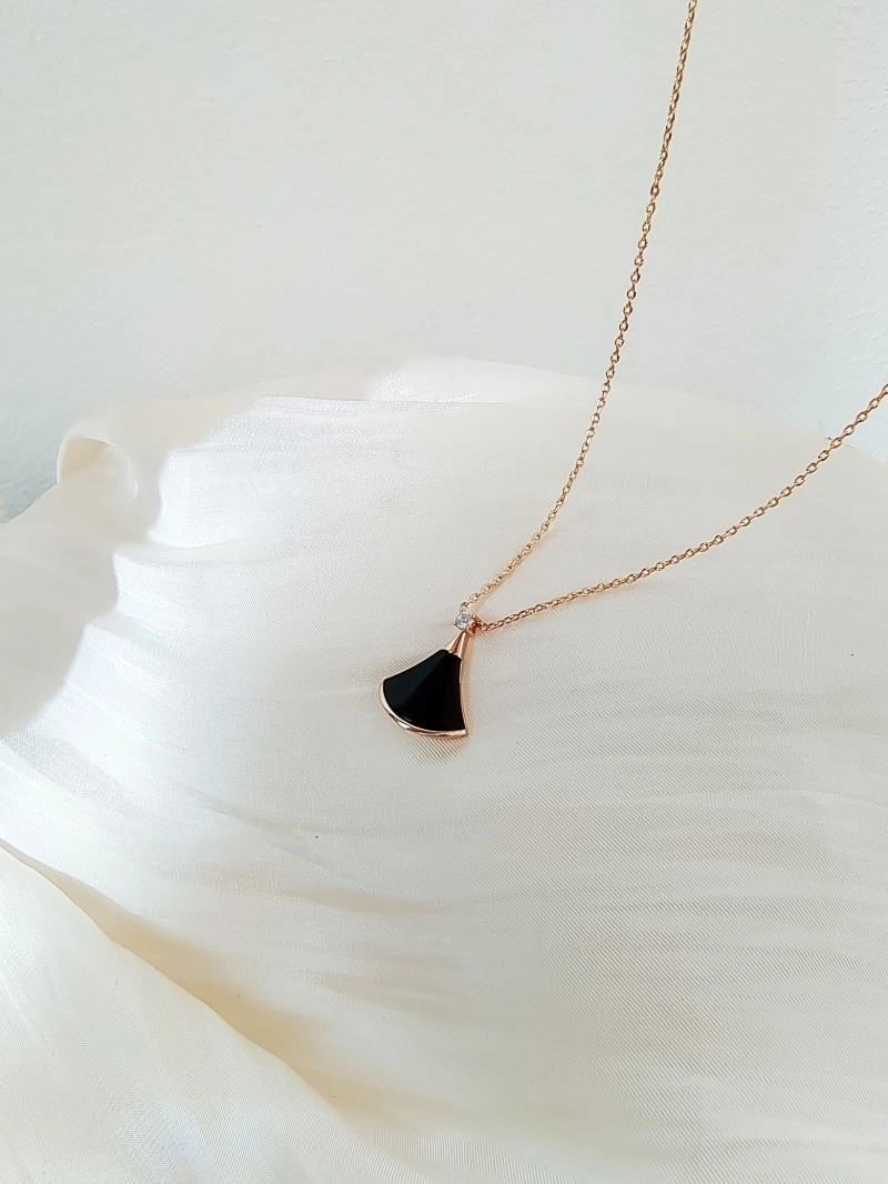 Bvlgari Necklaces Packable 216161
