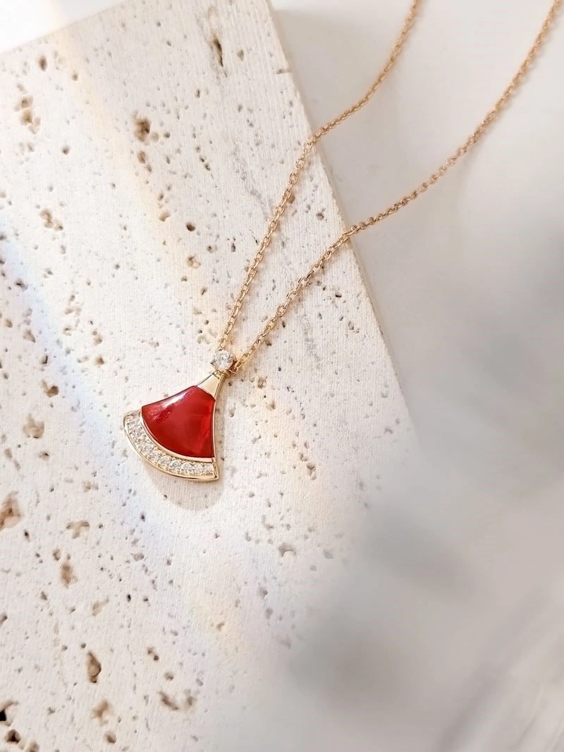 Supportive Bvlgari Necklaces 216164