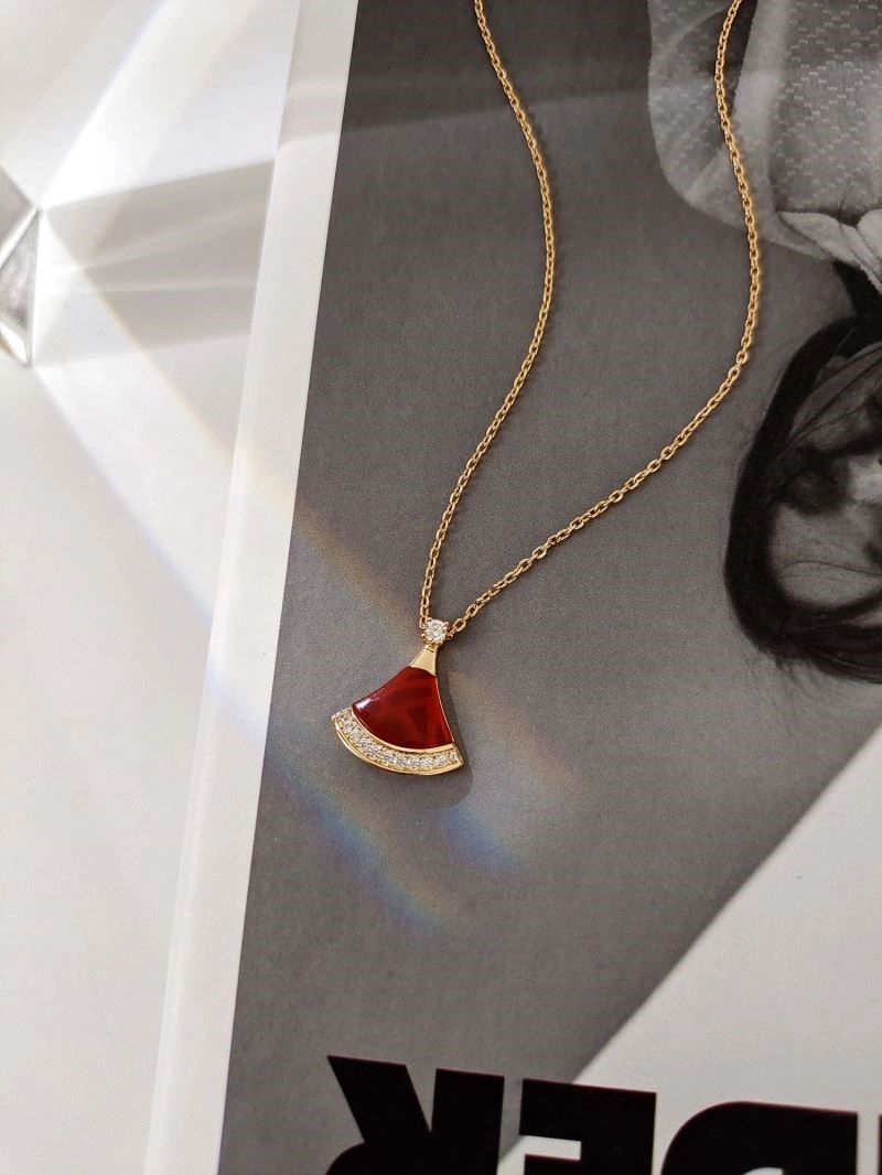 Supportive Bvlgari Necklaces 216164