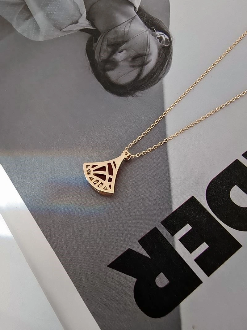 Supportive Bvlgari Necklaces 216164