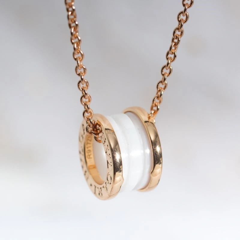 Bvlgari Necklaces Classic 216240