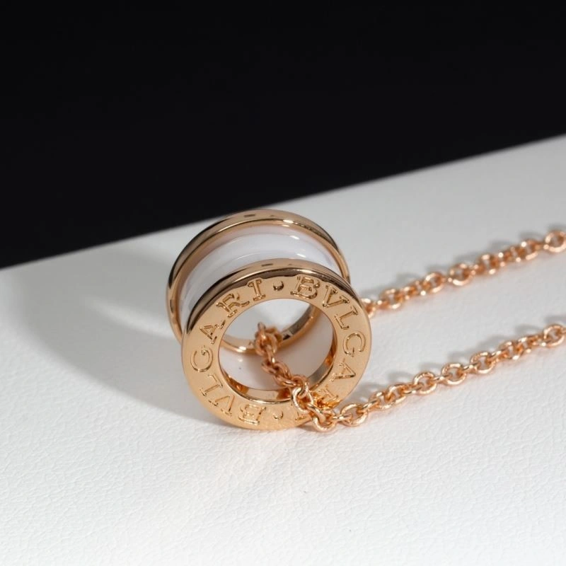 Bvlgari Necklaces Classic 216240
