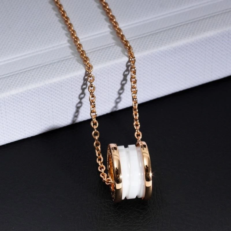 Bvlgari Necklaces Classic 216240
