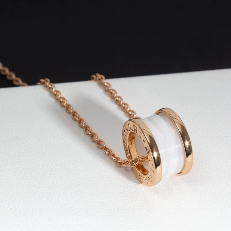 Bvlgari Necklaces Classic 216240