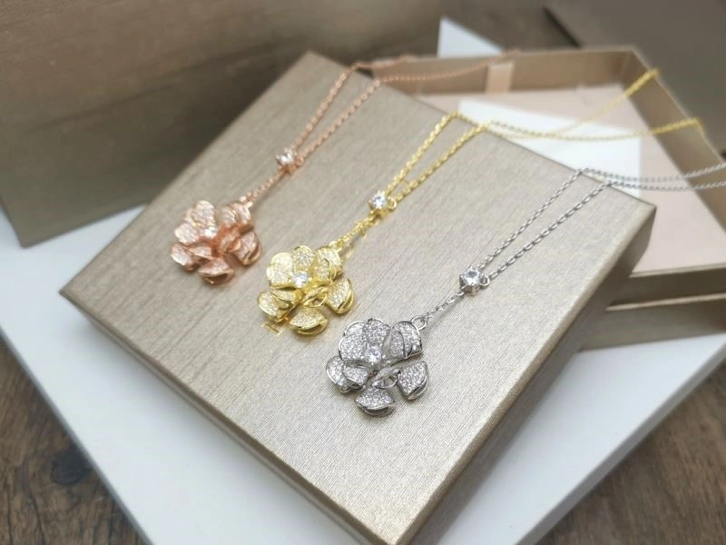 Trendsetting Bvlgari Necklaces 216150