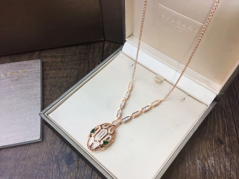 Bvlgari Necklaces Elegant 216138