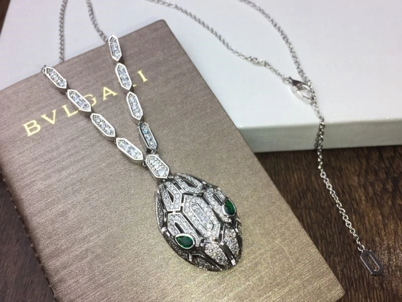 Bvlgari Necklaces Elegant 216138
