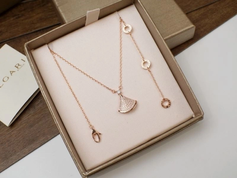 Bvlgari Necklaces Sophisticated 216140