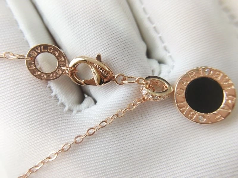 Bvlgari Necklaces Refined 216131