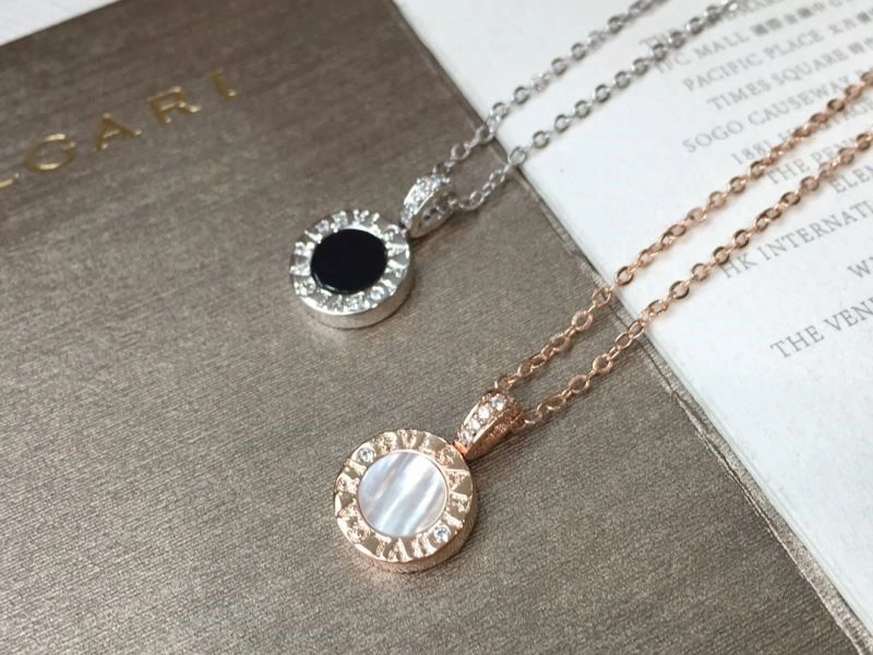 Bvlgari Necklaces Refined 216131