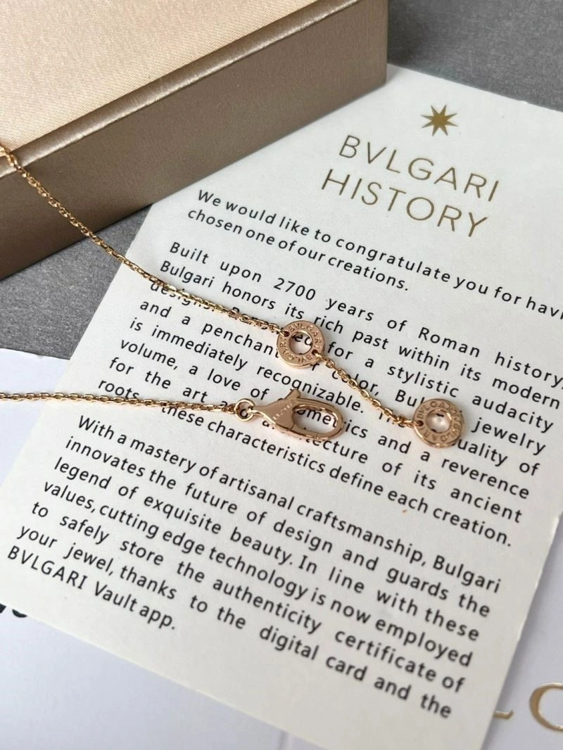 Compact Bvlgari Necklaces 216136