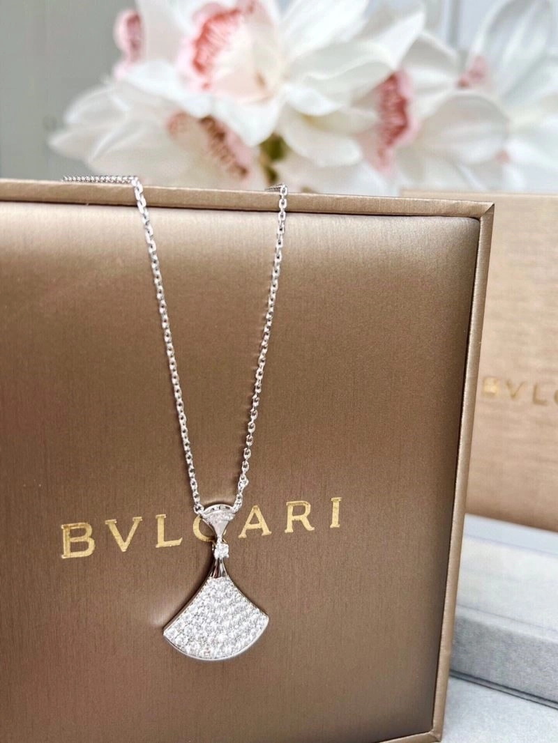 Resilient Bvlgari Necklaces 216132