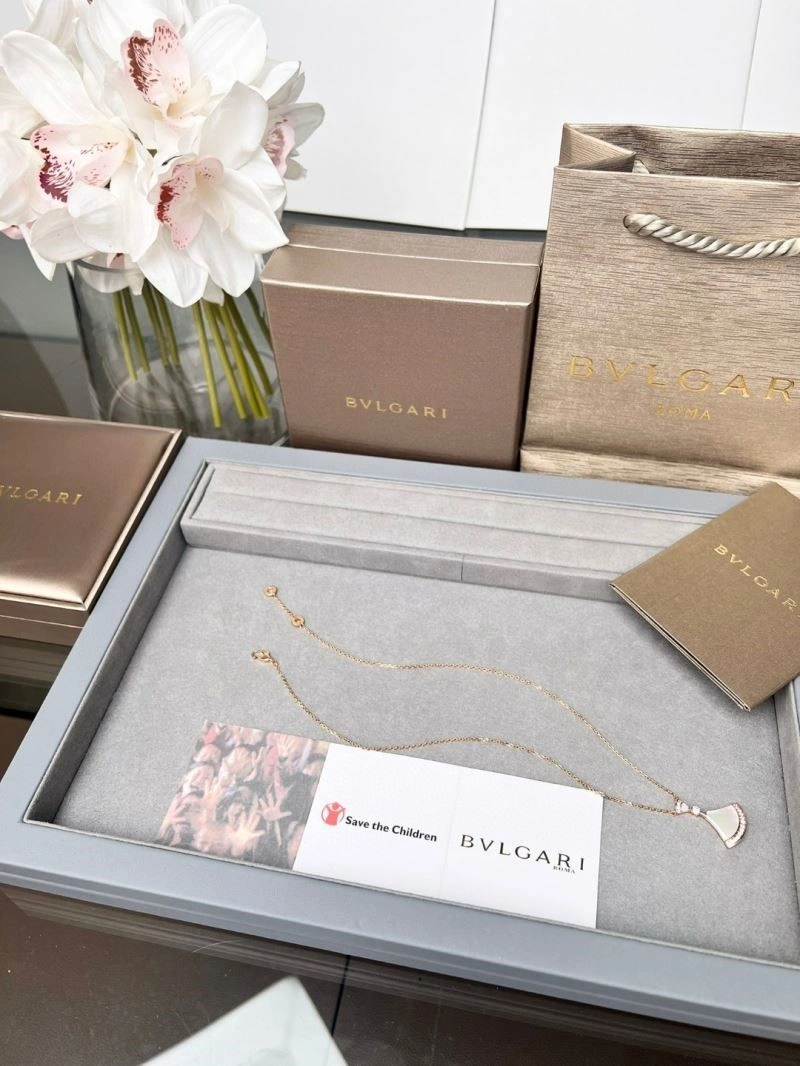 Bvlgari Necklaces Supportive 216127