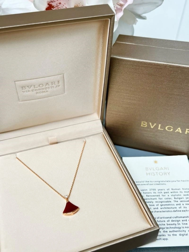 ComfortFit Bvlgari Necklaces 216122