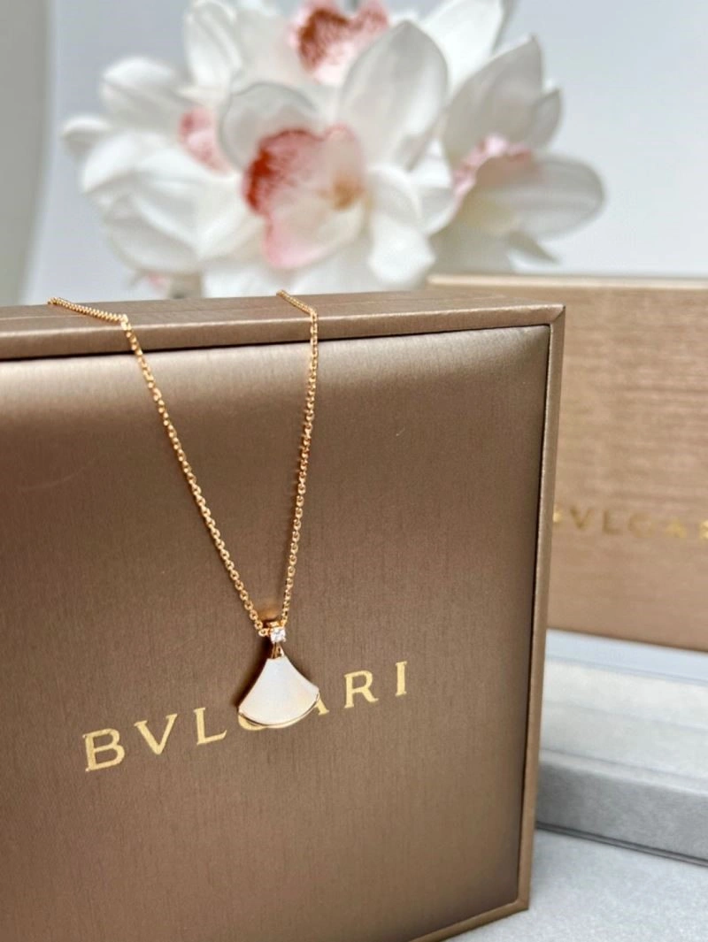 EasyMatch Bvlgari Necklaces 216120