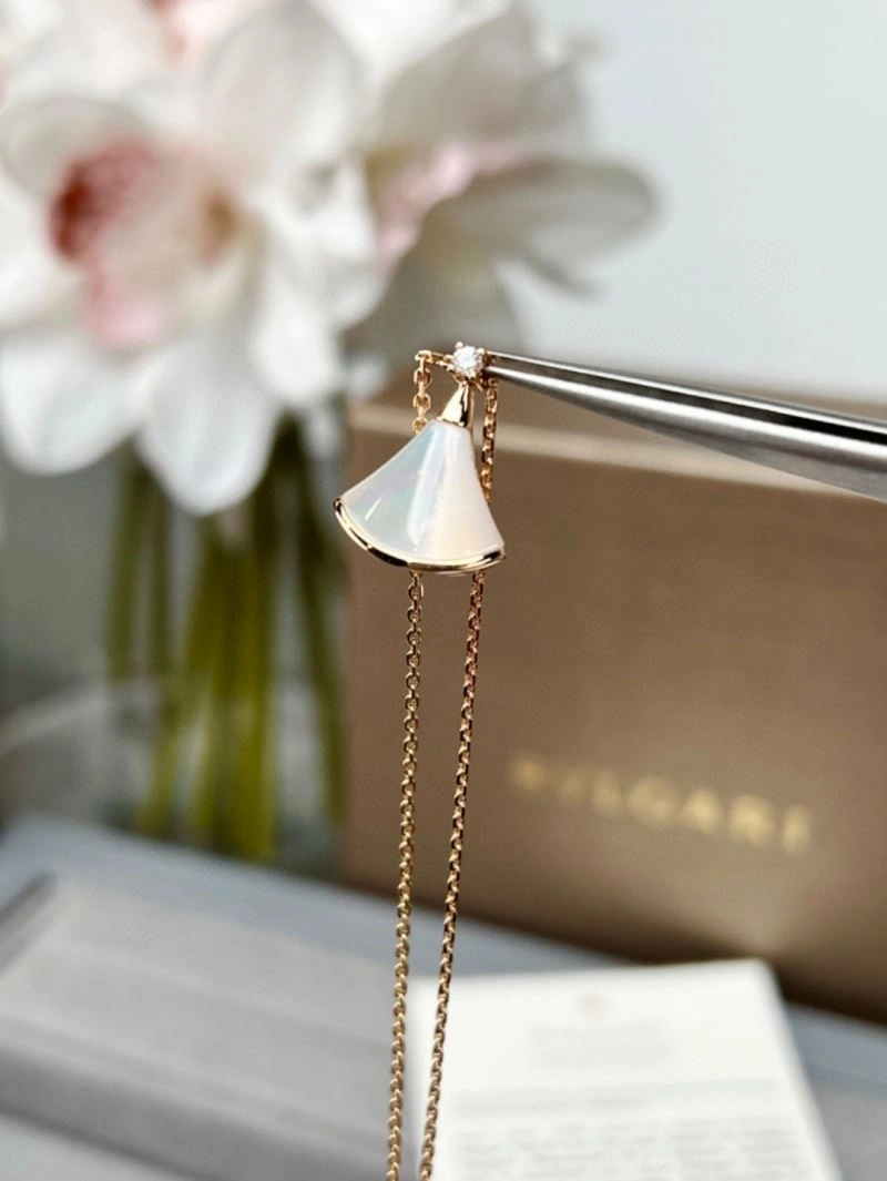 EasyMatch Bvlgari Necklaces 216120