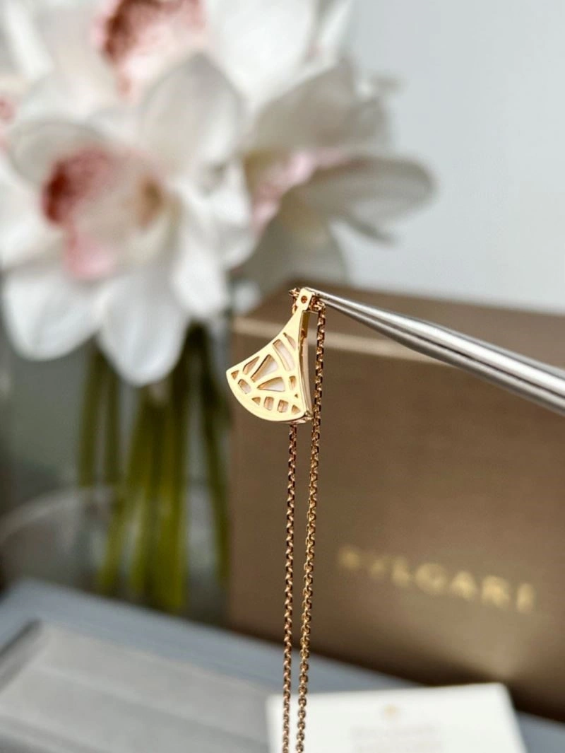 EasyMatch Bvlgari Necklaces 216120