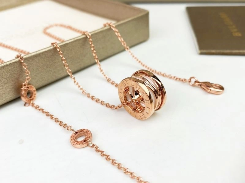 Bvlgari Necklaces Packable 216126