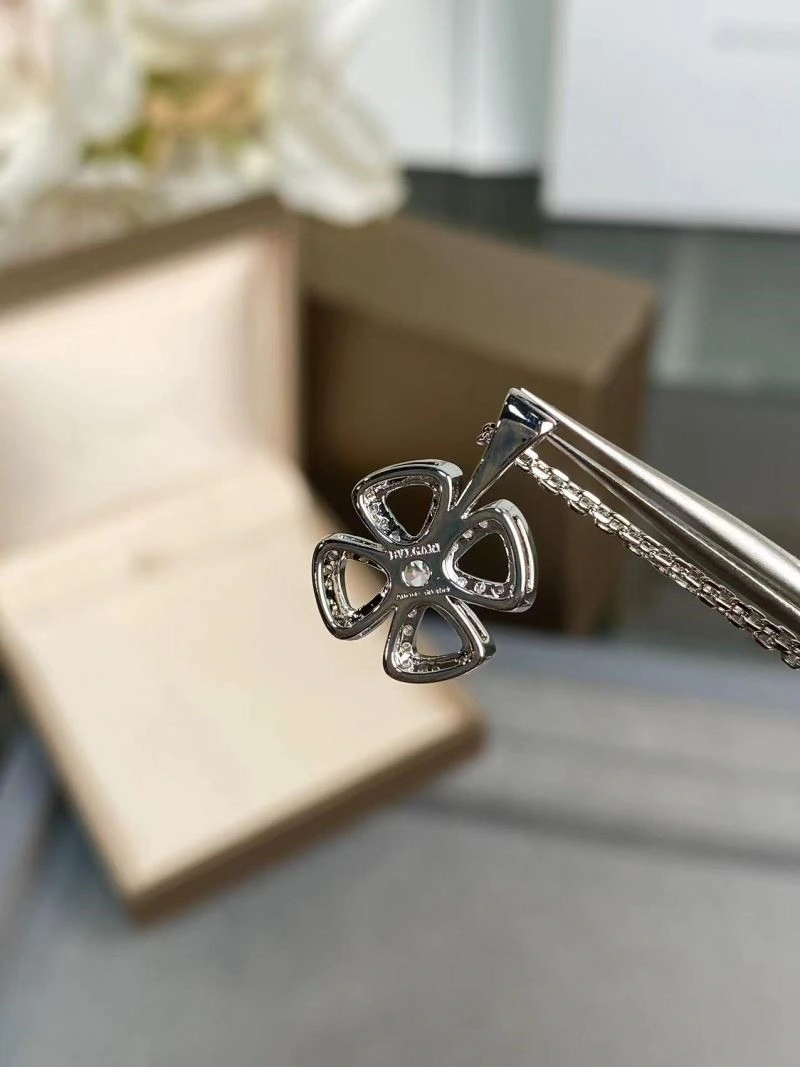 Bvlgari Necklaces FreshLook 216121