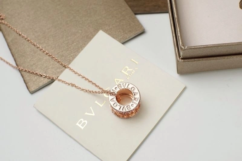 Bvlgari Necklaces Classic 216043