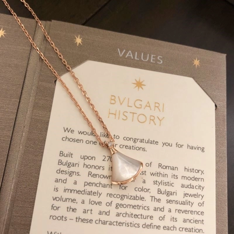 Unique Bvlgari Necklaces 216029