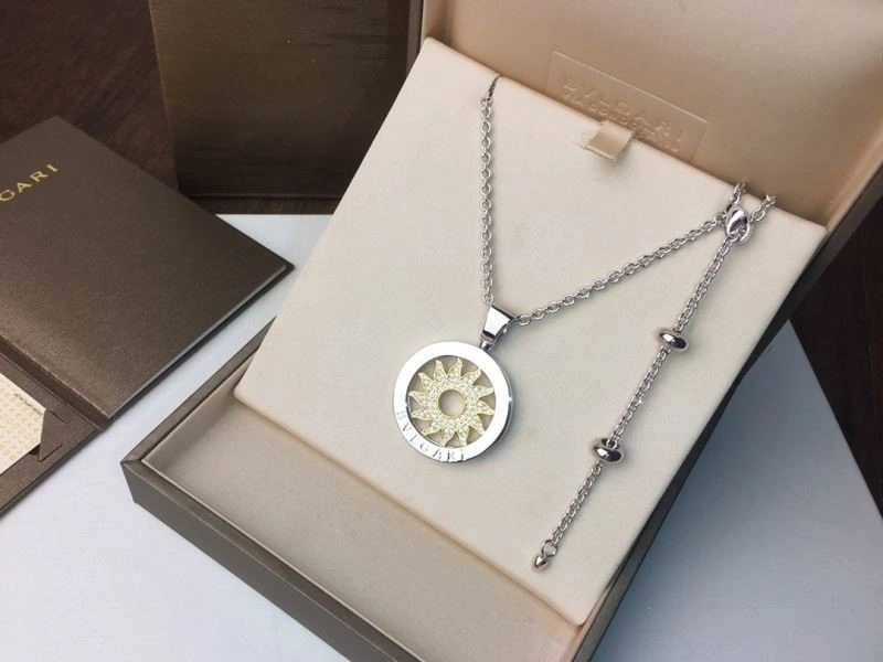 Bvlgari Necklaces Sporty 216046