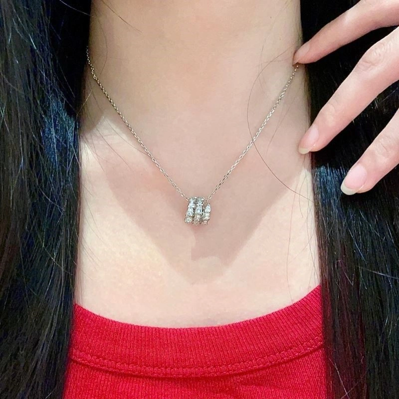 Elegant Bvlgari Necklaces 216020