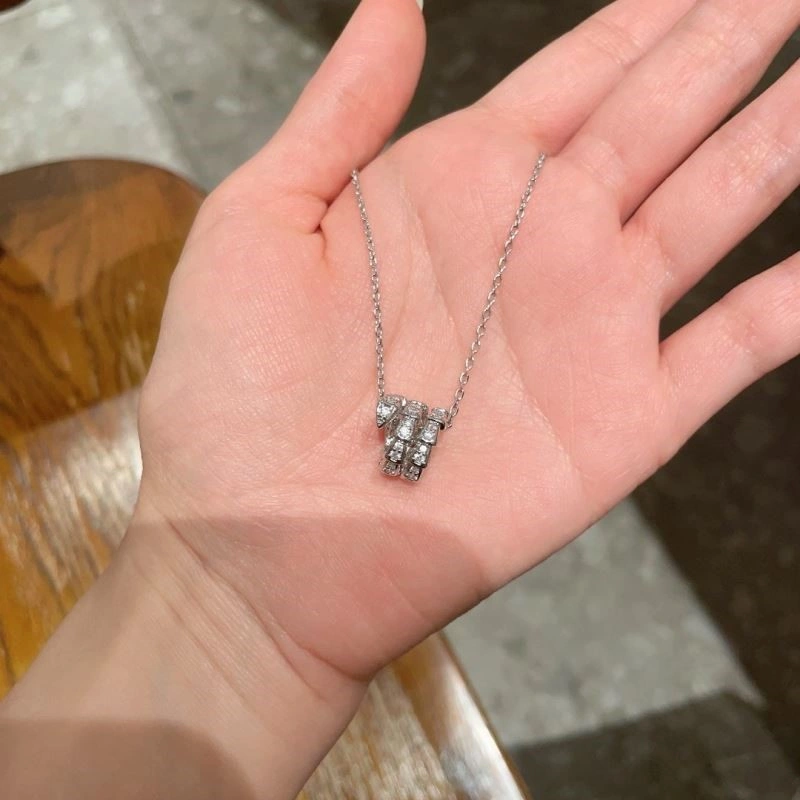 Elegant Bvlgari Necklaces 216020