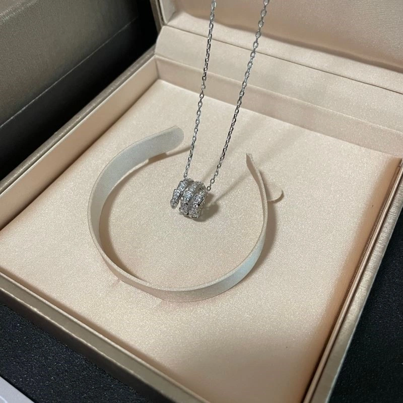 Elegant Bvlgari Necklaces 216020