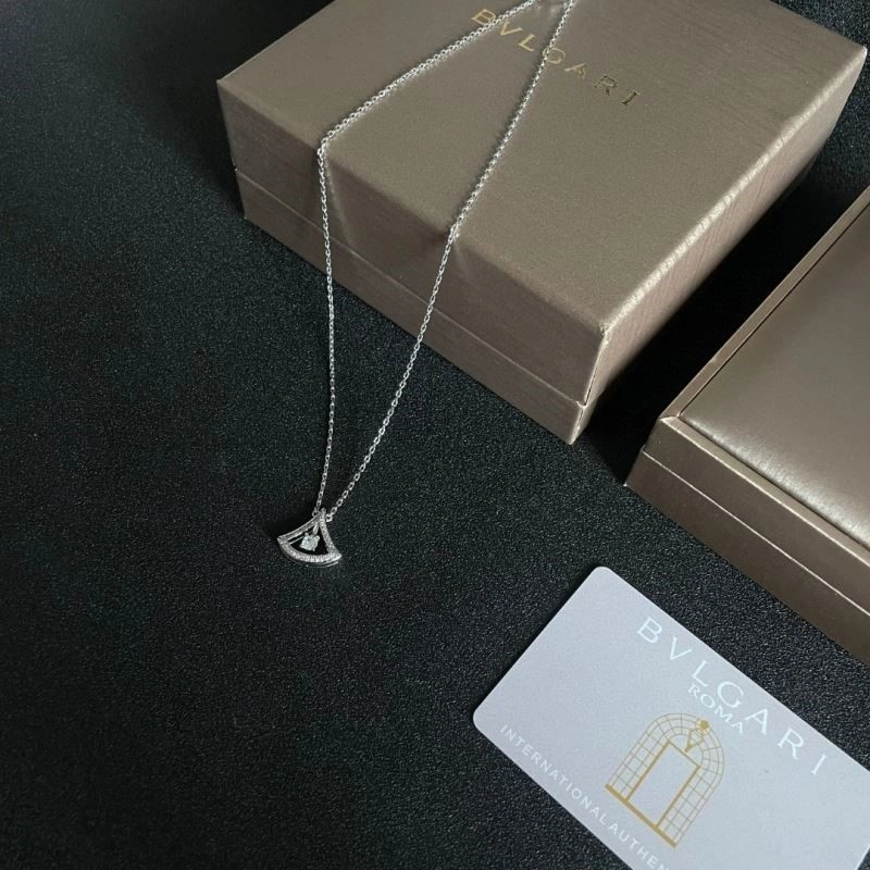 FreshLook Bvlgari Necklaces 216016