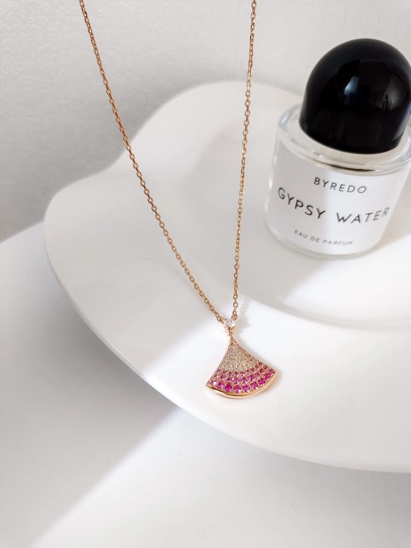 Supportive Bvlgari Necklaces 216027