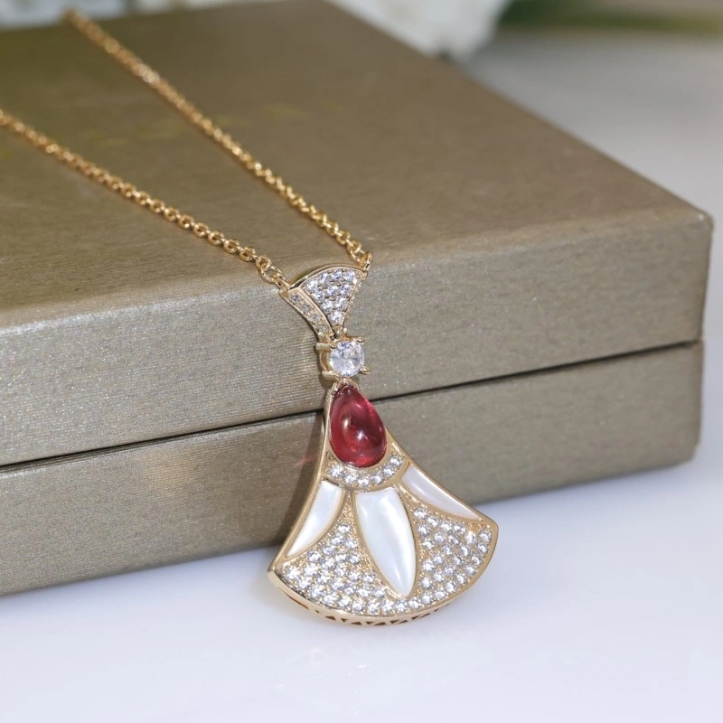 Breathable Bvlgari Necklaces 216017
