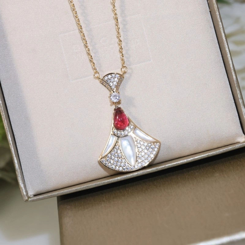 Breathable Bvlgari Necklaces 216017