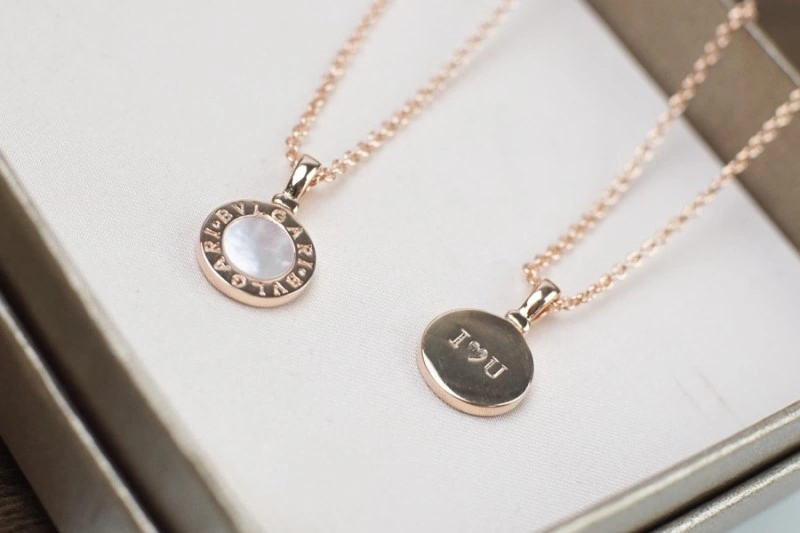 Bright Bvlgari Necklaces 215877