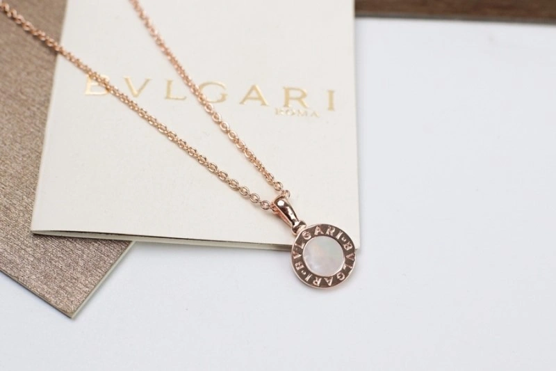 Bright Bvlgari Necklaces 215877