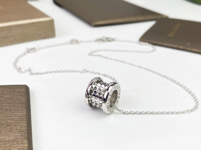 Bvlgari Necklaces Minimalist 215889