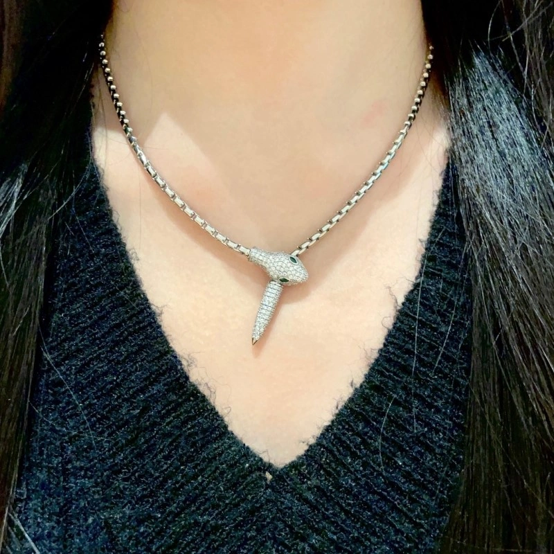 Sporty Bvlgari Necklaces 215886