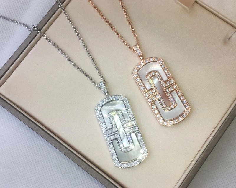 Bold Bvlgari Necklaces 215892