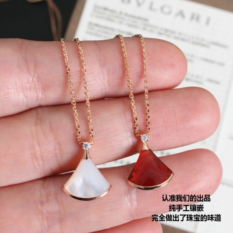 Trendsetting Bvlgari Necklaces 215888