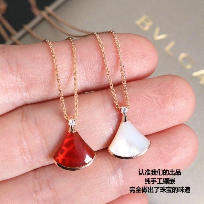 Trendsetting Bvlgari Necklaces 215888