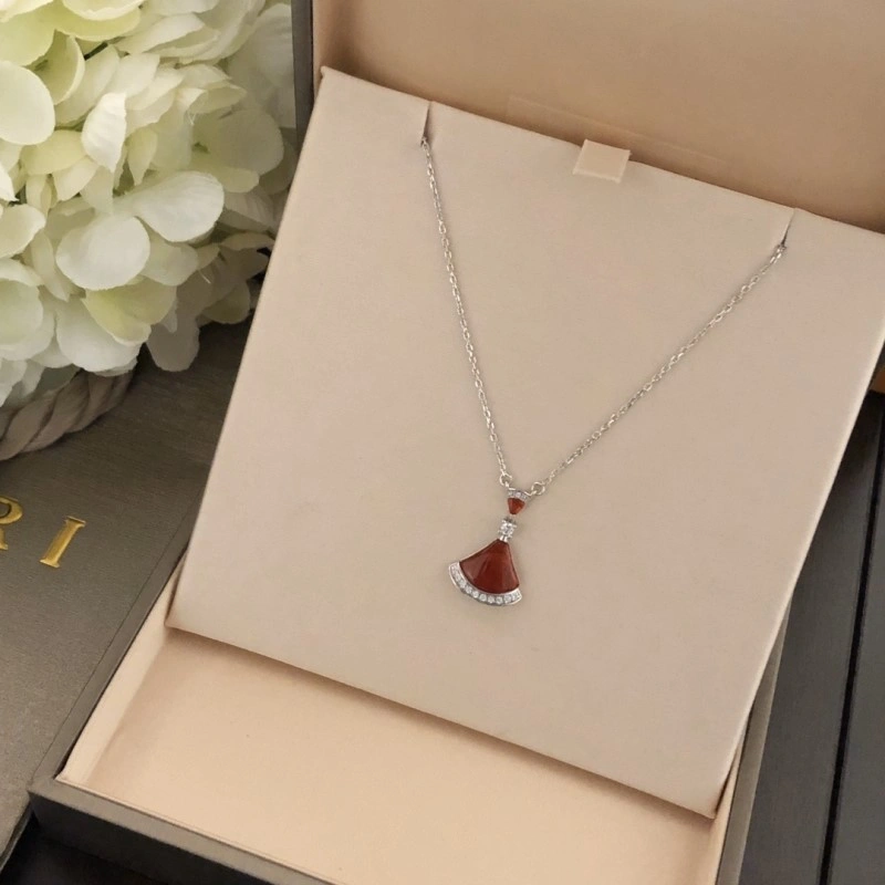 Resilient Bvlgari Necklaces 215873