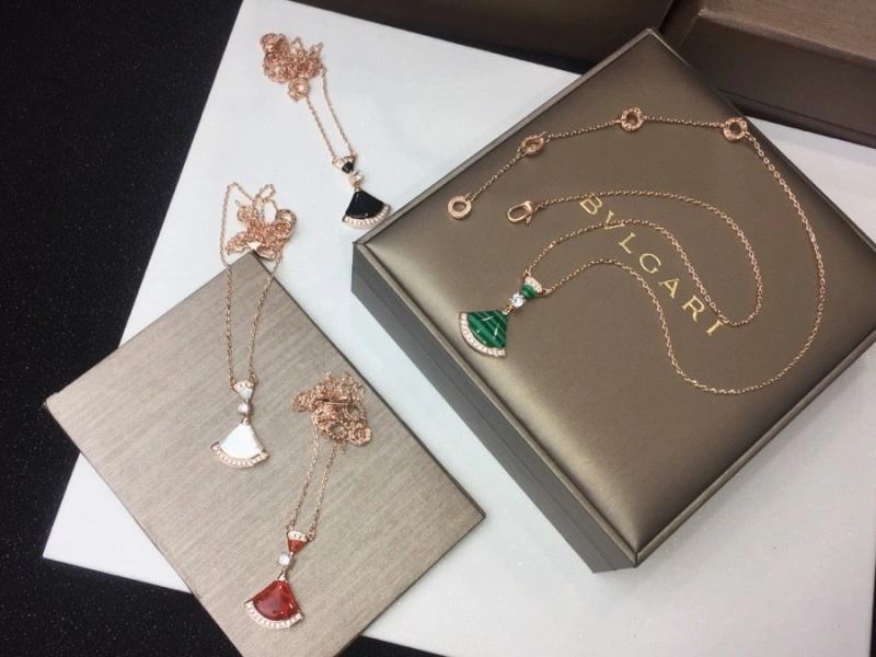 Durable Bvlgari Necklaces 215879