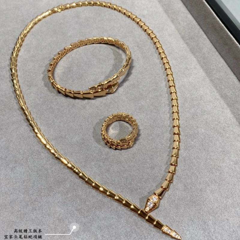 Chic Bvlgari Necklaces 215853