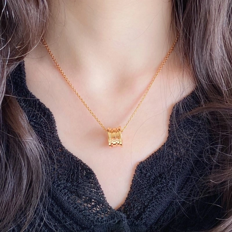 MoistureWicking Bvlgari Necklaces 215842