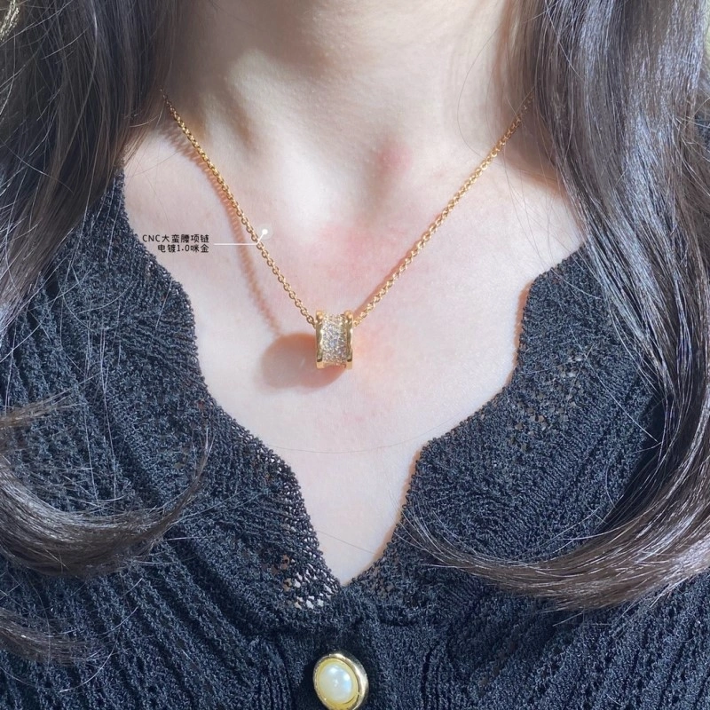 Bvlgari Necklaces Classic 215882