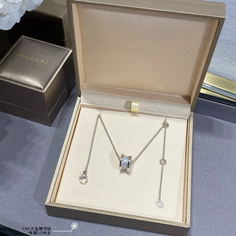 Bvlgari Necklaces Classic 215882