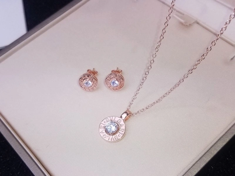 Bright Bvlgari Necklaces 215835