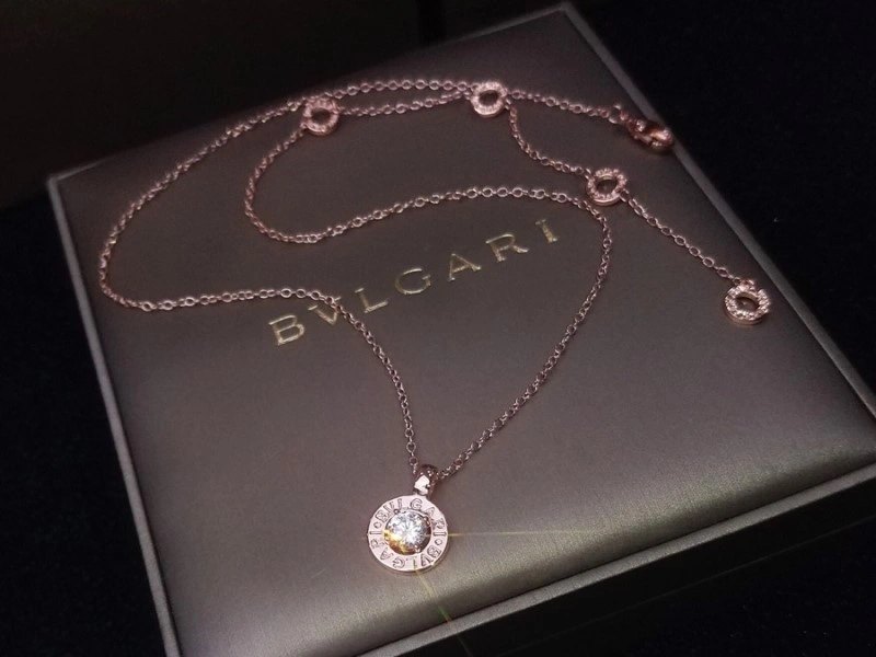 Bright Bvlgari Necklaces 215835